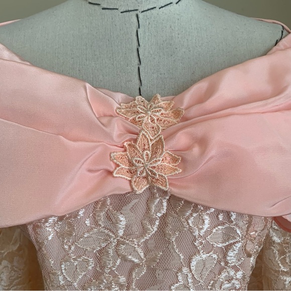 Vintage 80s Pink Lace Off Shoulder Dress Dress with Matching Gloves XS Prom - Picture 12 of 14